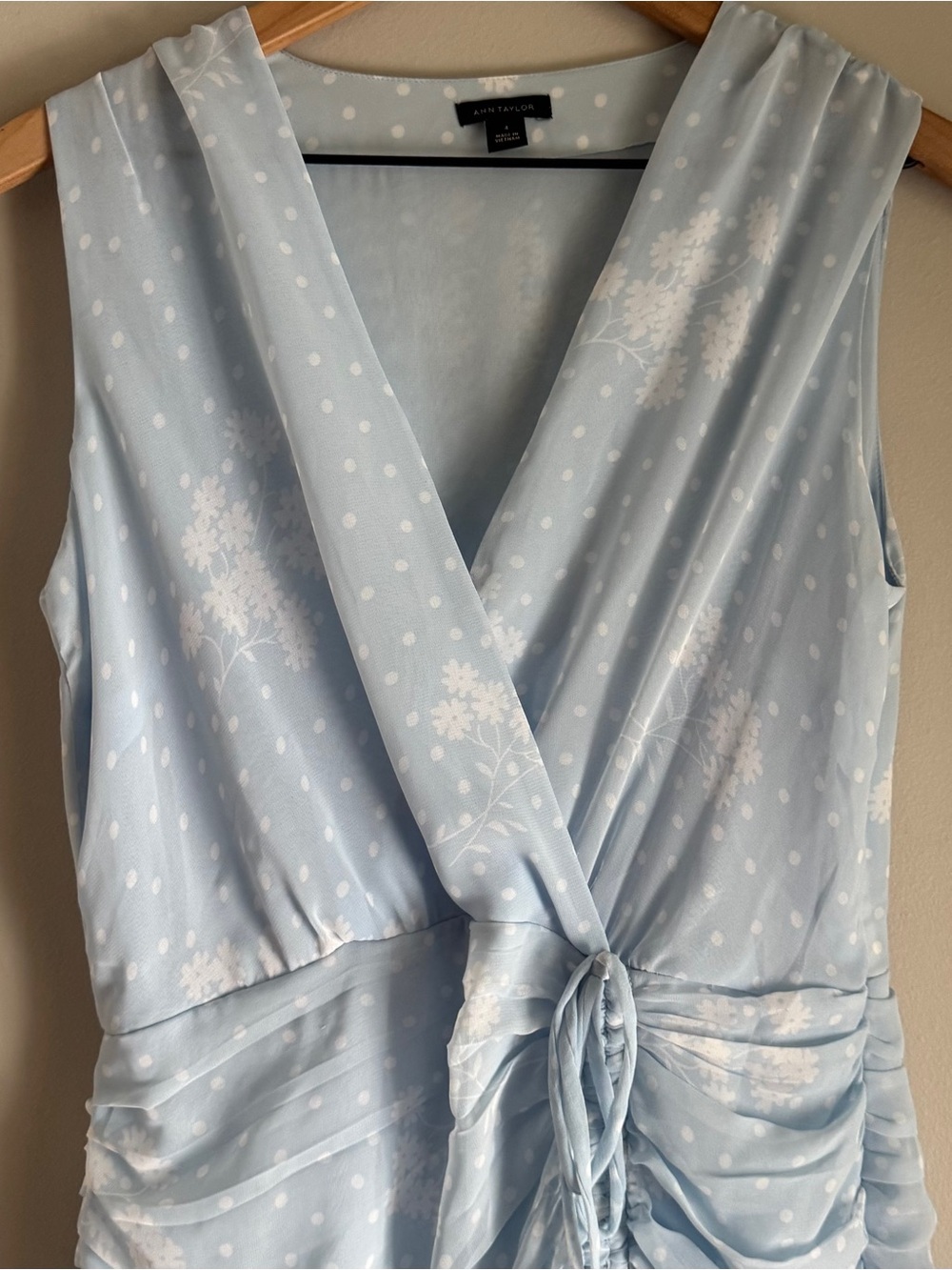 Ann Taylor Light Blue Floral Drop Waist Sleeveless V-Neck Midi Dress Size 4 - Picture 5 of 9